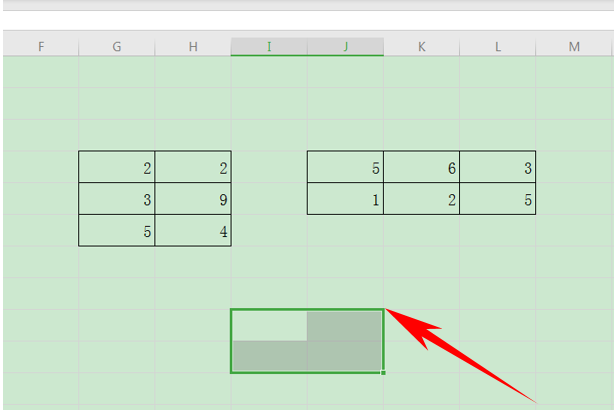 Excel表格技巧—如何计算矩阵相乘-小平平